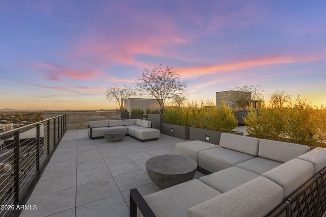 4849 N CAMELBACK RIDGE Drive B108, Scottsdale, AZ 85251