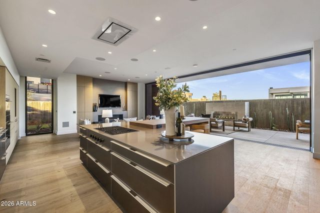 4849 N CAMELBACK RIDGE Drive B108, Scottsdale, AZ 85251