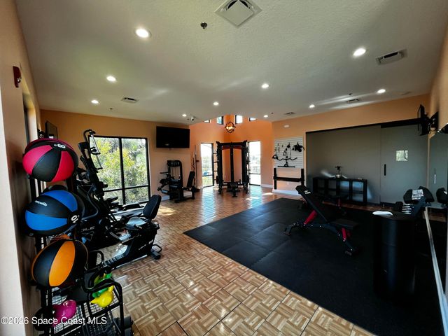 735 Pilot Lane 302, Merritt Island, FL 32953