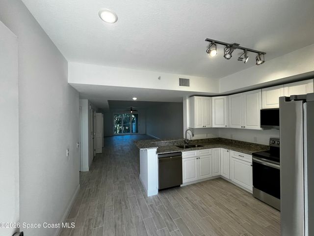 735 Pilot Lane 302, Merritt Island, FL 32953