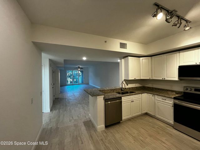 735 Pilot Lane 302, Merritt Island, FL 32953