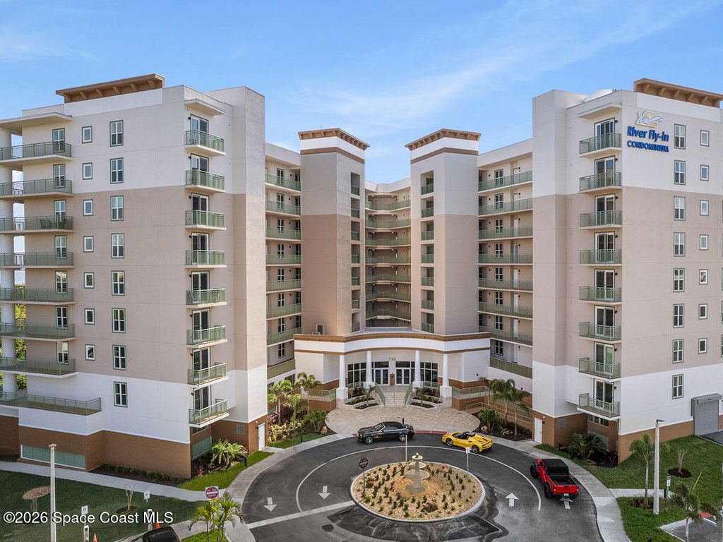 735 Pilot Lane 302, Merritt Island, FL 32953