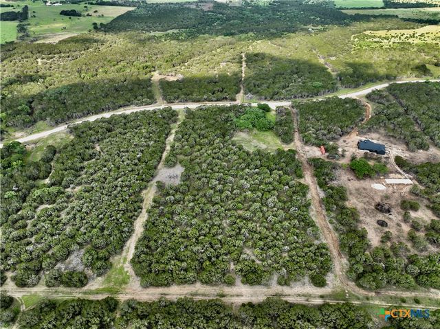 285 Donnie Drive, Lampasas, TX 76550
