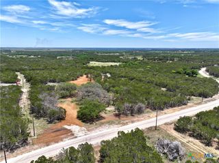 285 Donnie Drive, Lampasas, TX 76550