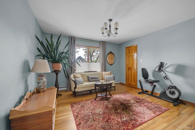 110 Union Place, Lynbrook, NY 11563