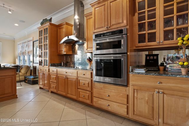 2004 Bayou Laporte Drive, Biloxi, MS 39531
