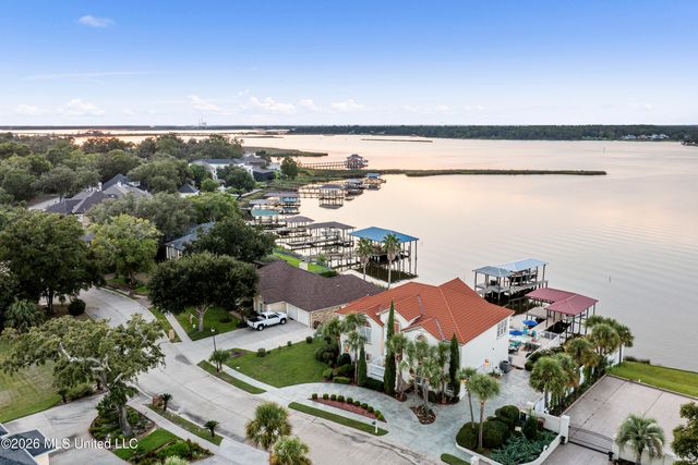 2004 Bayou Laporte Drive, Biloxi, MS 39531