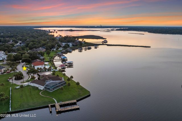 2004 Bayou Laporte Drive, Biloxi, MS 39531