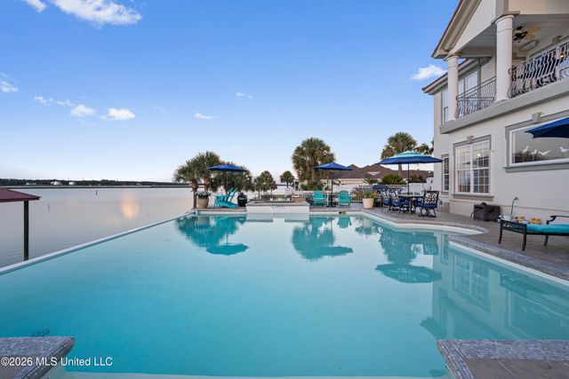 2004 Bayou Laporte Drive, Biloxi, MS 39531