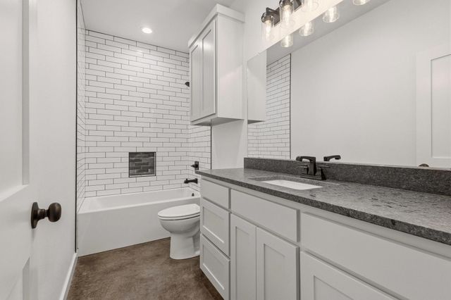 14419 FM 1396 E, Windom, TX 75492