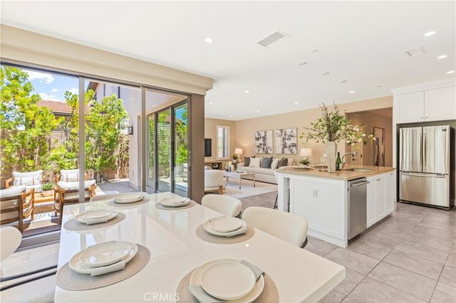 125 Della, Irvine, CA 92602
