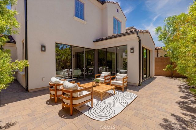 125 Della, Irvine, CA 92602
