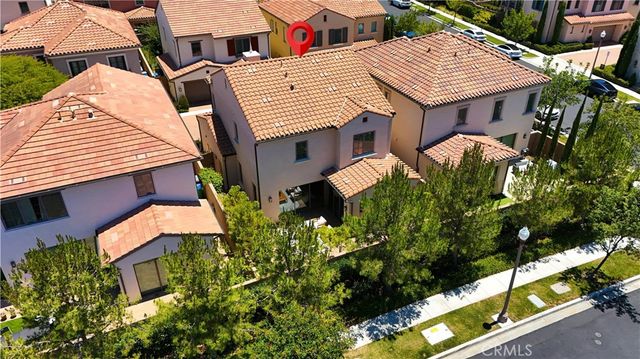 125 Della, Irvine, CA 92602