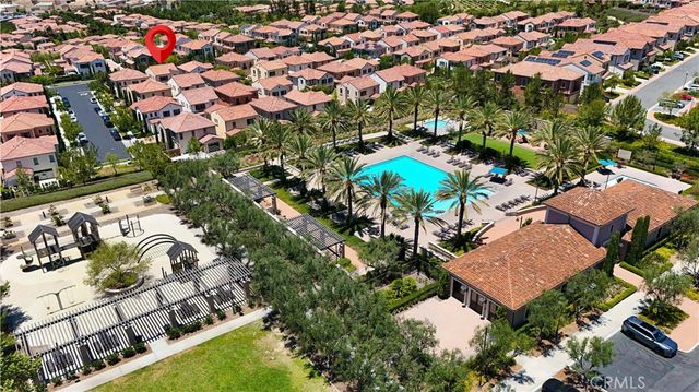 125 Della, Irvine, CA 92602