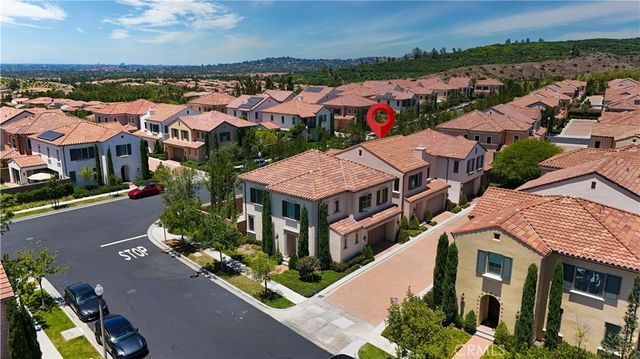 125 Della, Irvine, CA 92602