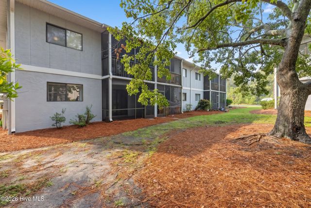 4577 Holly Tree Road, Wilmington, NC 28412