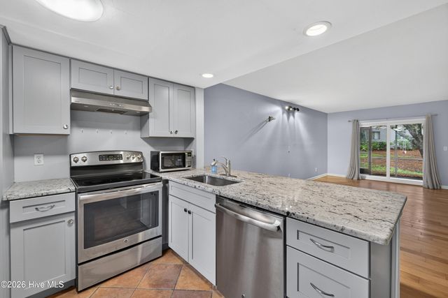 4577 Holly Tree Road, Wilmington, NC 28412