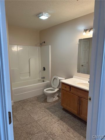 466 North Salina Street 8, Syracuse, NY 13203
