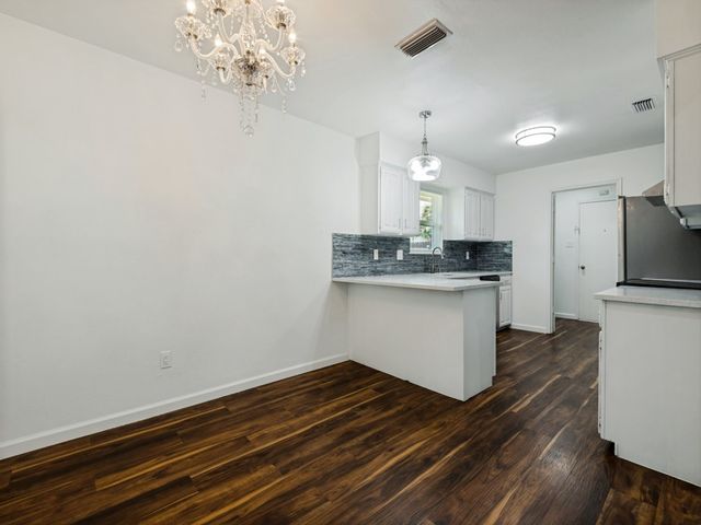 3716 Royal Valley Road, Grand Prairie, TX 75052