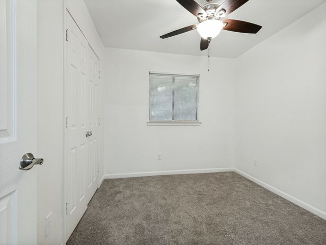 3716 Royal Valley Road, Grand Prairie, TX 75052