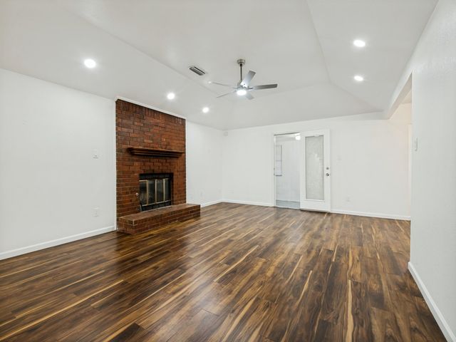 3716 Royal Valley Road, Grand Prairie, TX 75052