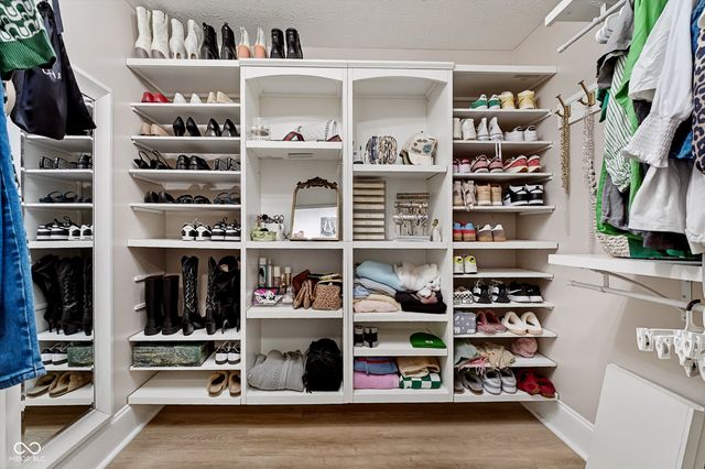 9991 Ellsworth Lane, Avon, IN 46123