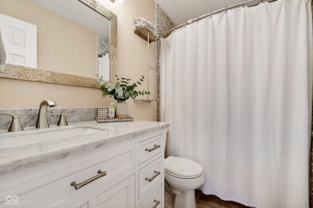 9991 Ellsworth Lane, Avon, IN 46123