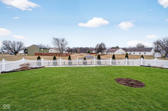 9991 Ellsworth Lane, Avon, IN 46123