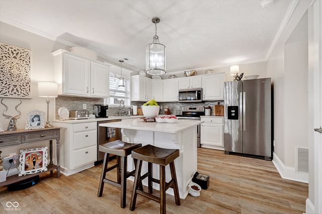 9991 Ellsworth Lane, Avon, IN 46123