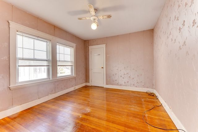 62 Standish Ave, Quincy, MA 02170