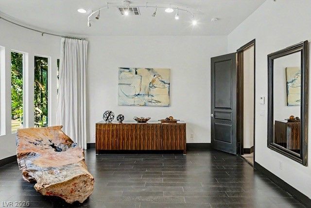 24 Panorama Crest Avenue, Las Vegas, NV 89135