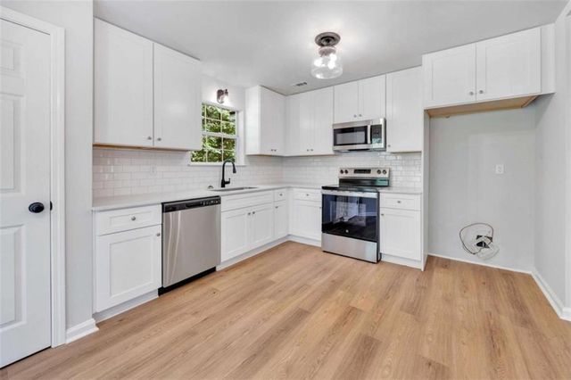 2067 Brandy Woods Drive, Conyers, GA 30013