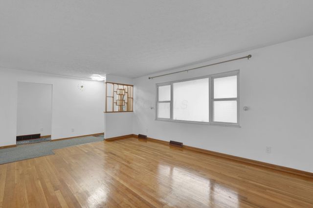 5828 Satinwood Drive, Columbus, OH 43229