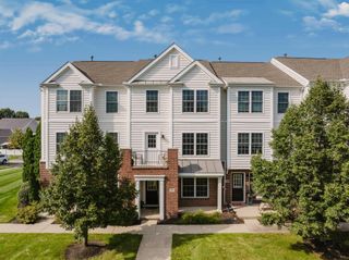 5992 Woodshire Drive, 102, Westerville, OH 43081