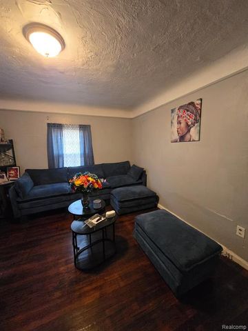 11724 Wayburn Street, Detroit, MI 48224