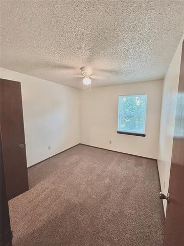 309 Falcon Court, Norman, OK 73069