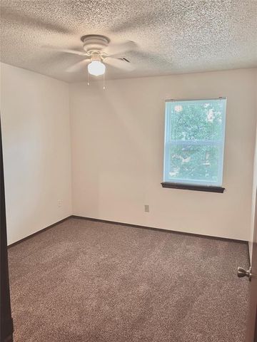 309 Falcon Court, Norman, OK 73069