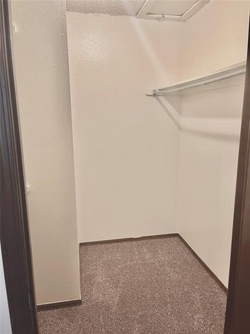 309 Falcon Court, Norman, OK 73069