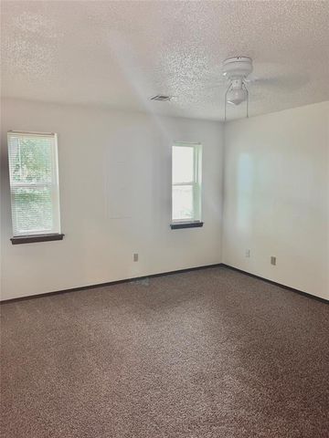 309 Falcon Court, Norman, OK 73069