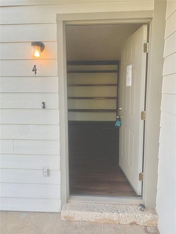 309 Falcon Court, Norman, OK 73069