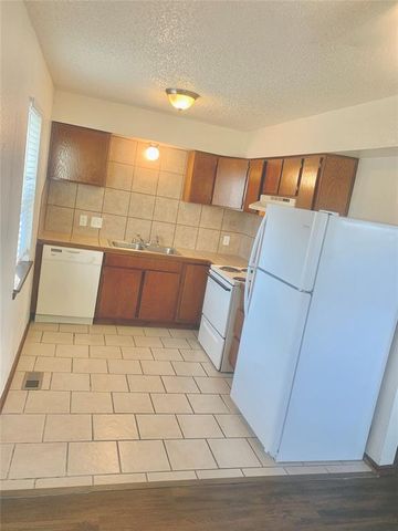 309 Falcon Court, Norman, OK 73069