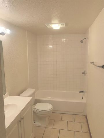 309 Falcon Court, Norman, OK 73069