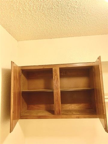 309 Falcon Court, Norman, OK 73069