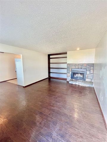 309 Falcon Court, Norman, OK 73069