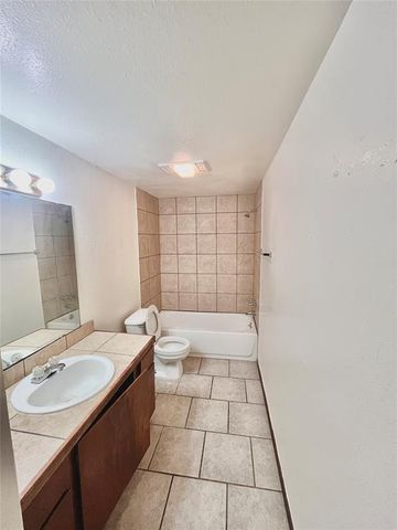 309 Falcon Court, Norman, OK 73069