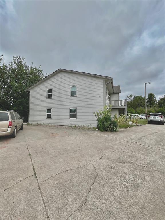 309 Falcon Court, Norman, OK 73069