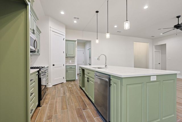 109 Cates, White Oak, TX 75693