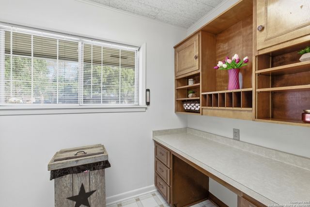 1109 27th, Hondo, TX 78861