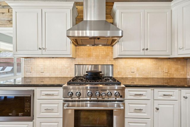 1140 Bartlett Road, Katy, TX 77493