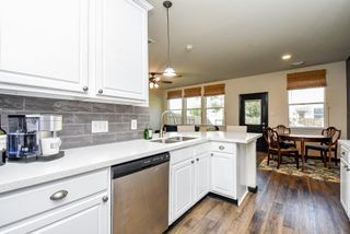 87 Blue Creek Place, The Woodlands, TX 77382